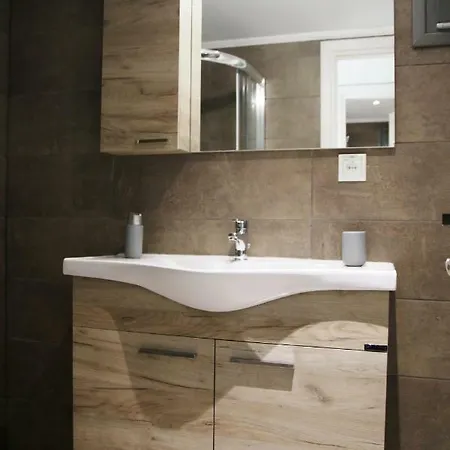 Apartment Pure Blue Athanion